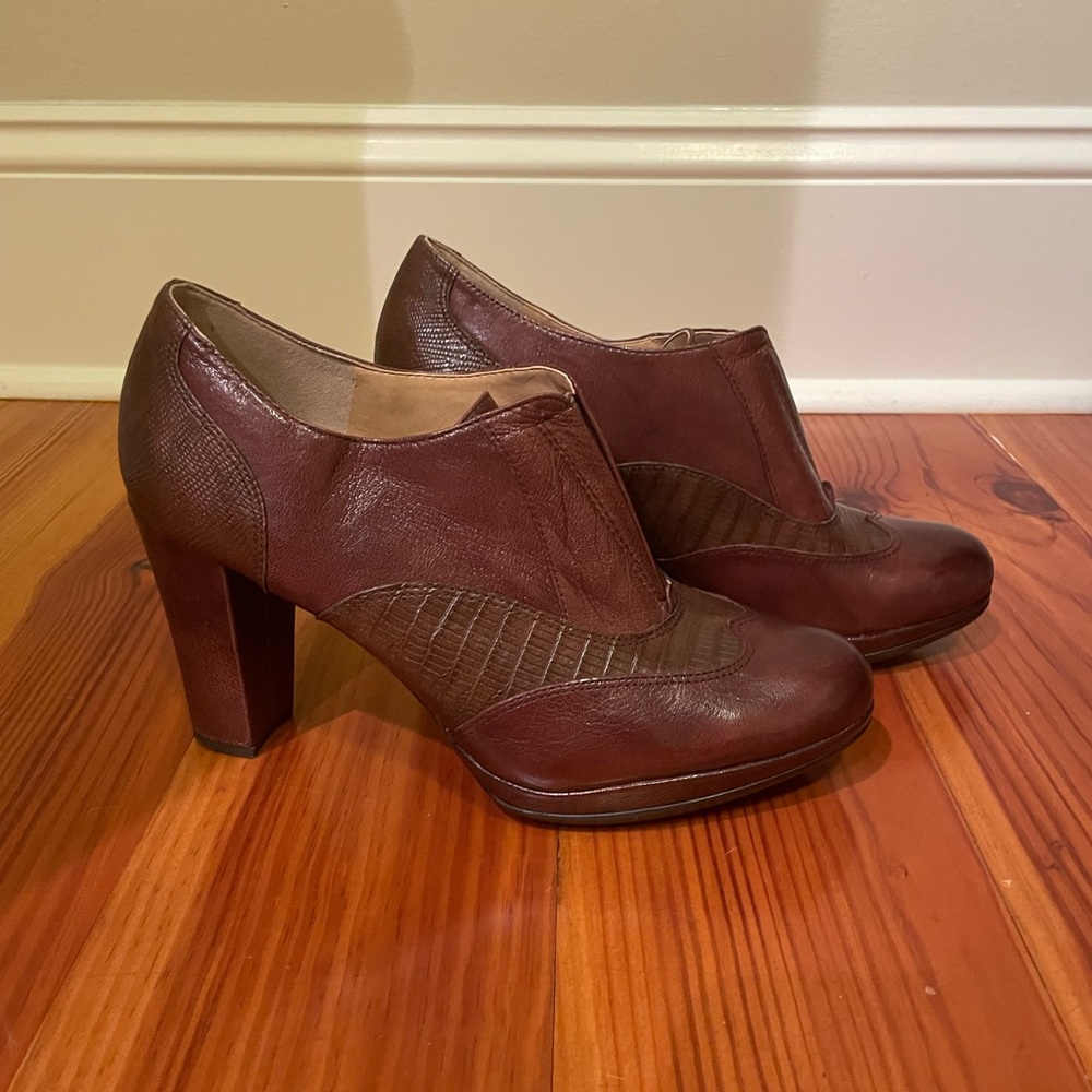 Naturalizer Brown Leather Shoes